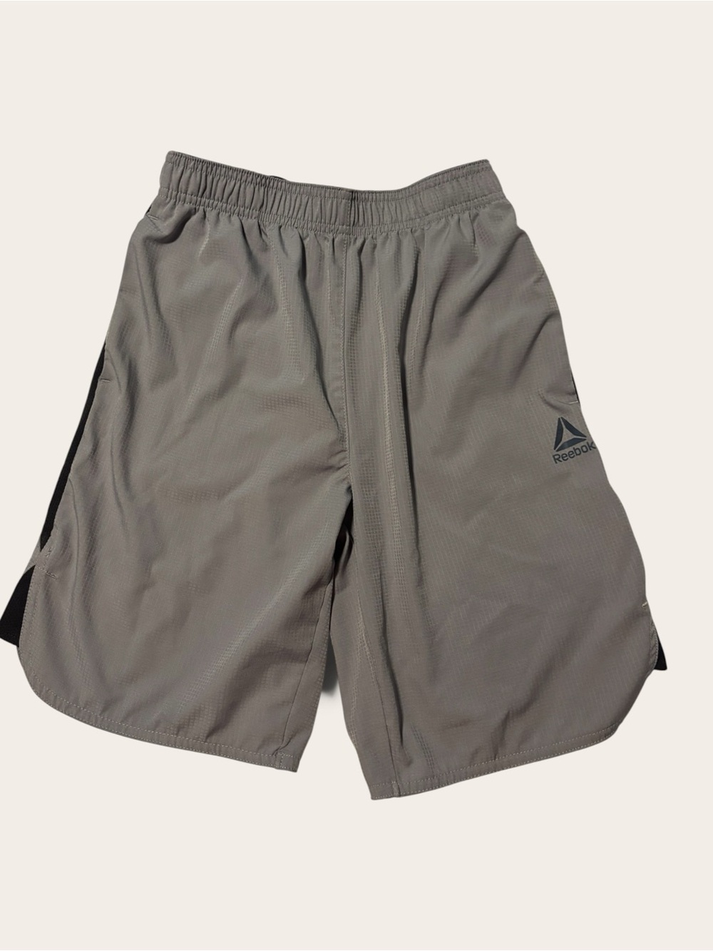 Reebok Black & Gray Boys' Athletic Shorts with Red Logos size 10/12 - Picture 2 of 5